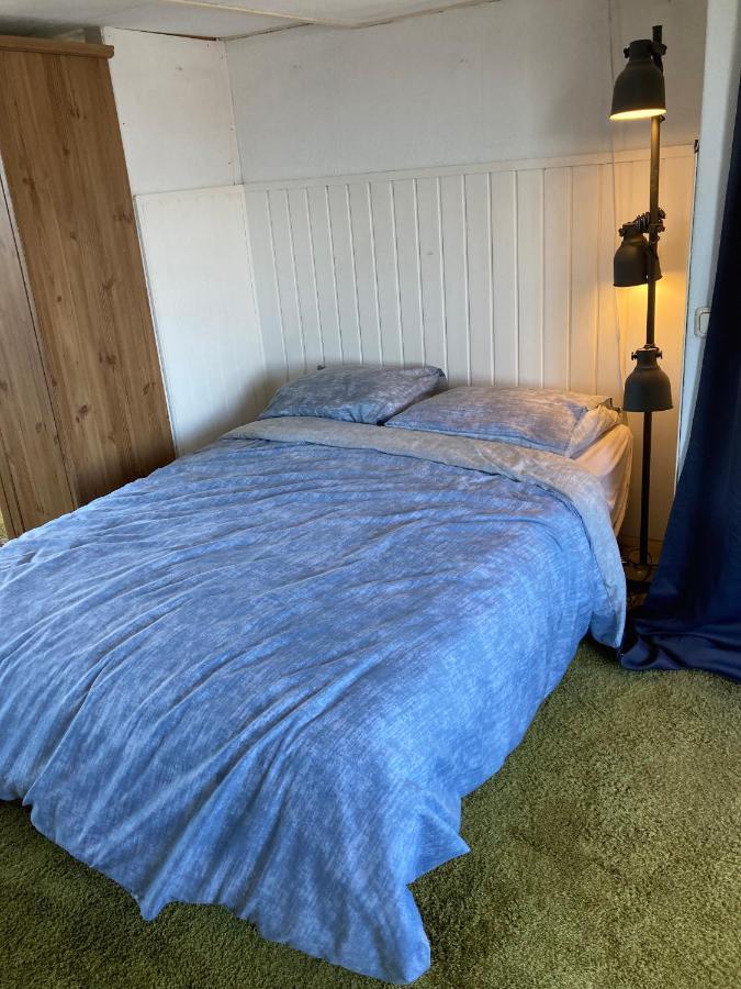 Luc'S Place, Waterbed Grote Kamer Zoeterwoude Esterno foto